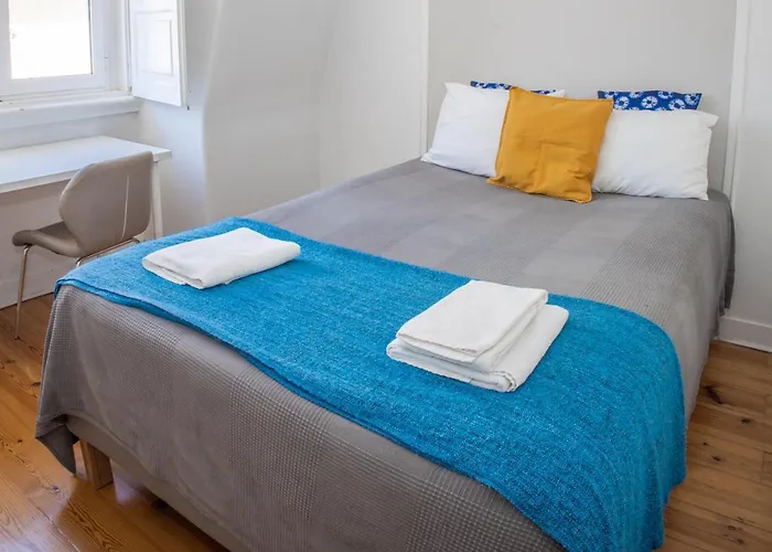 Boho Guesthouse Rooms & Apartments Лиссабон