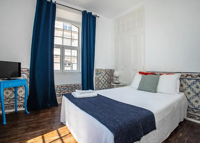 Boho Guesthouse Rooms & Apartments Гостевой дом Лиссабон