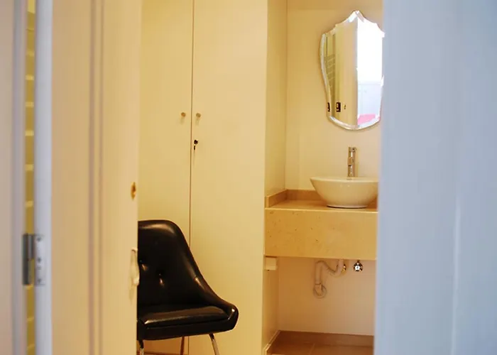 Boho Guesthouse Rooms & Apartments Лиссабон