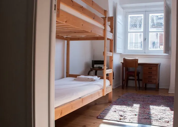 Boho Guesthouse Rooms & Apartments * Лиссабон