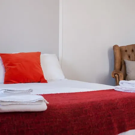 Boho Guesthouse Rooms & Apartments Гостевой дом