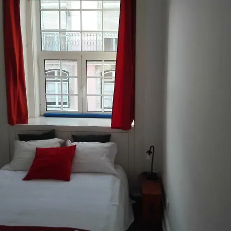Boho Guesthouse Rooms & Apartments Лиссабон